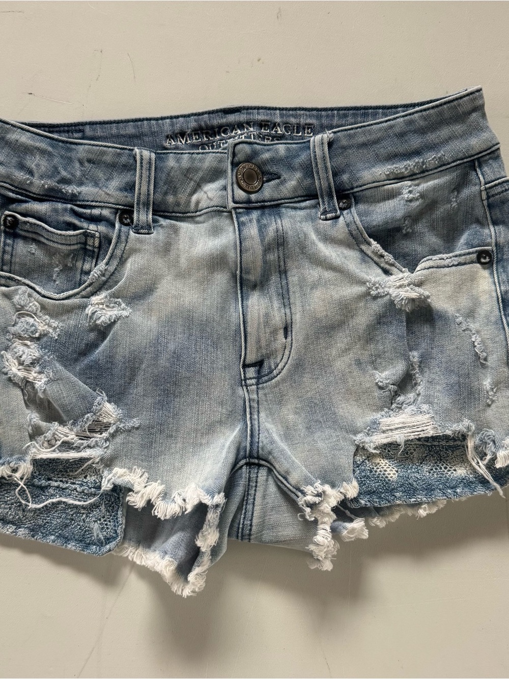 American Eagle Outfitters Light Wash Distressed Denim Cutoff Shorts